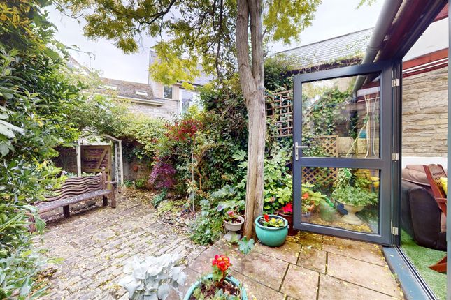 1-bed flat on Flat 5, Arcade Terrace, Swanage, £900/mo