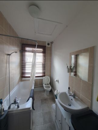 17, Albert Road, London photo 4