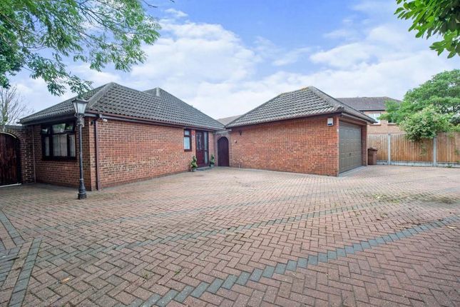 Thumbnail Detached bungalow for sale in Lodge Lane, Grays