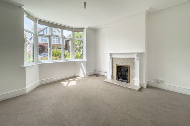 Weston Park, Thames Ditton photo 2