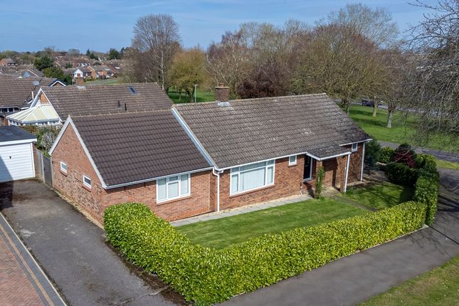 Thumbnail Bungalow for sale in Howard Drive, Letchworth Garden City