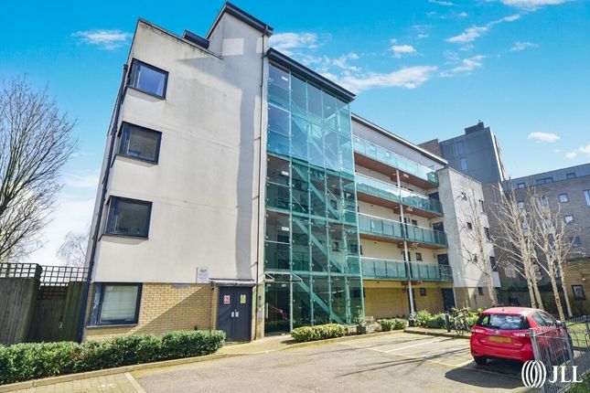 Flat for sale in Watersmeet Place, Green Lanes