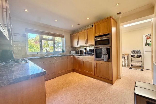 84, Thorney Road, Ipswich photo 2