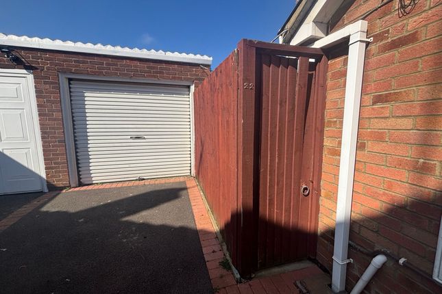 22 St. Andrews Close, Margate photo 2