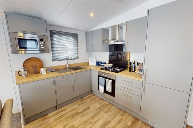 Mobile/park home for sale in Cliffe Common, Selby