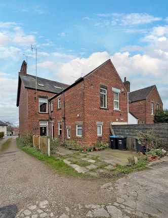 128, Stonefall Avenue, Harrogate photo 3