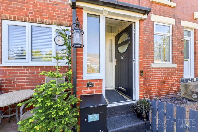 32, Grove Avenue, Pontefract photo 4