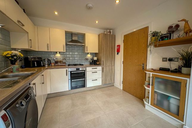Town house for sale in Beckside, Salterforth, Barnoldswick