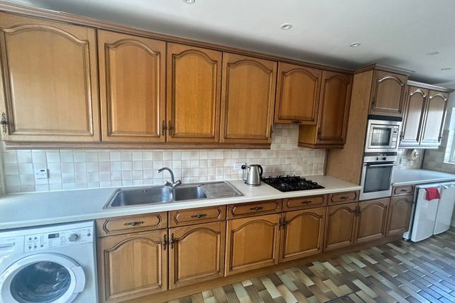 7, Wentworth Crescent, Swansea photo 5