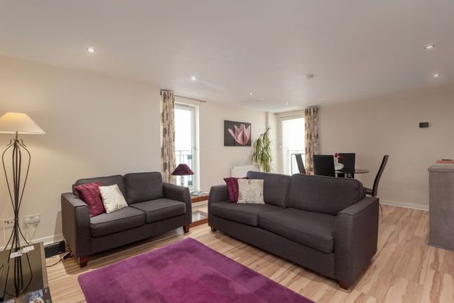Thumbnail Flat to rent in Bell Street, Glasgow