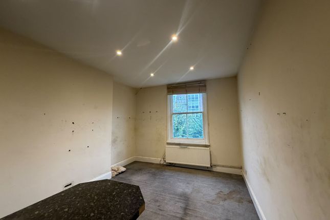 Flat 3, 62 Tisbury Road, Hove photo 3