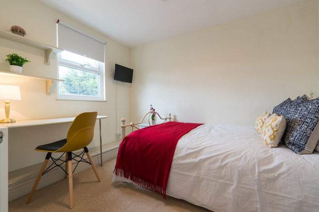 22, Glenroy Street, Cardiff photo 2