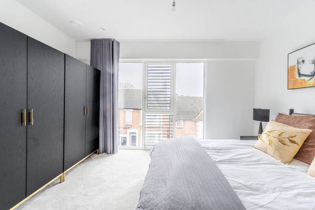End terrace house for sale in Brentwater Terrace, Hanwell