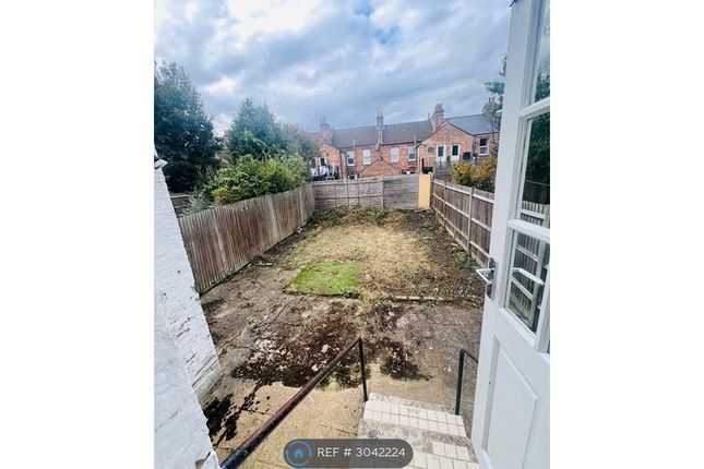 St Fillans Road, London photo 5