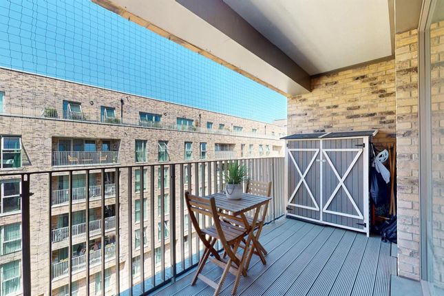2 Bedroom For Sale At Mahindra Way, Beckton, E6 By