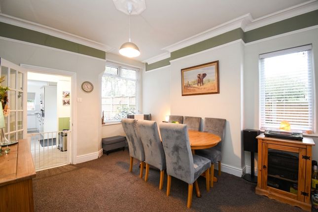 158 Peel Green Road, Manchester photo 4
