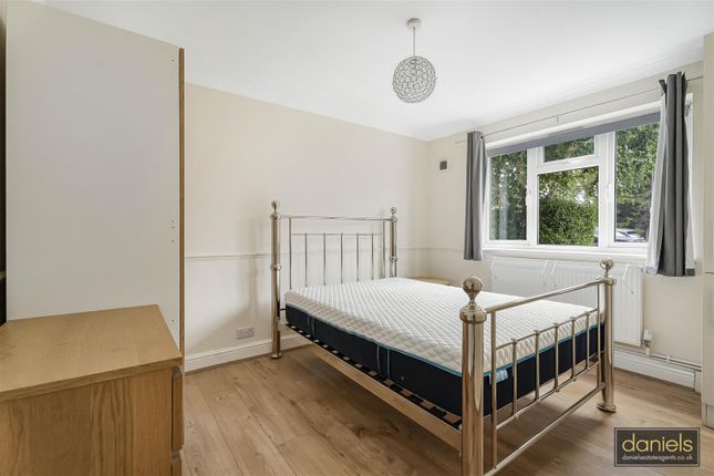 Flat 2 Forsyth House, 103, Byron Road, Harrow photo 4