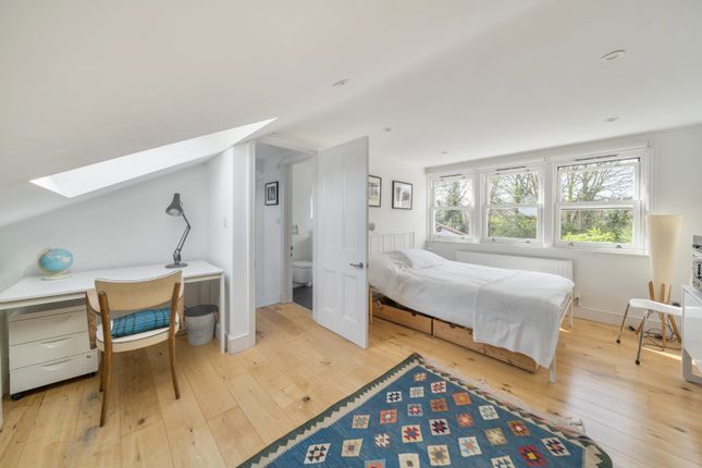 77, Claremont Road, London photo 4