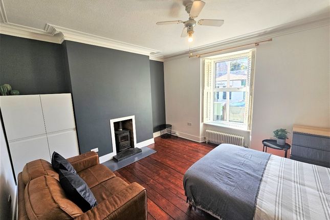 Thumbnail Flat to rent in Chattan Place, City Centre, Aberdeen