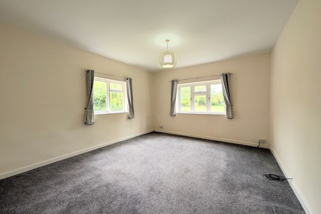 Flat 1, ANDOVER photo 2