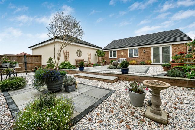 15, Y Gerddi, Swansea photo 4