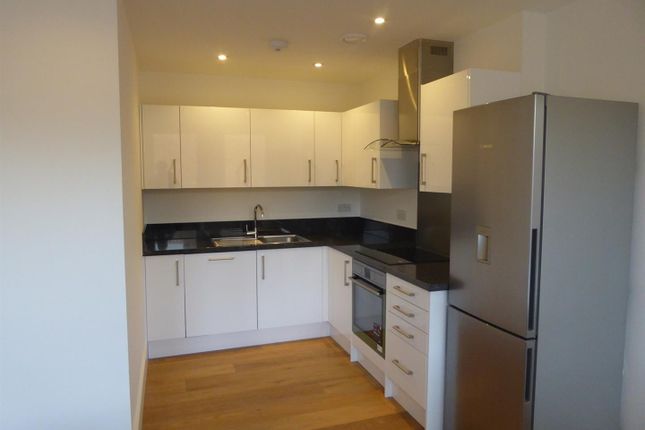 Flat for sale in Sussex House, The Forbury, Reading