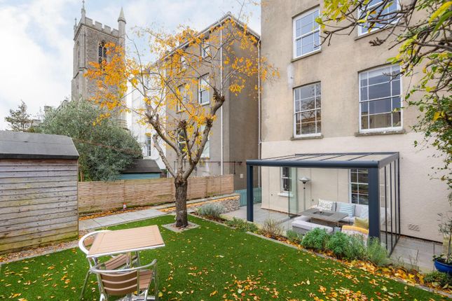Flat for sale in Cotham Side, Bristol