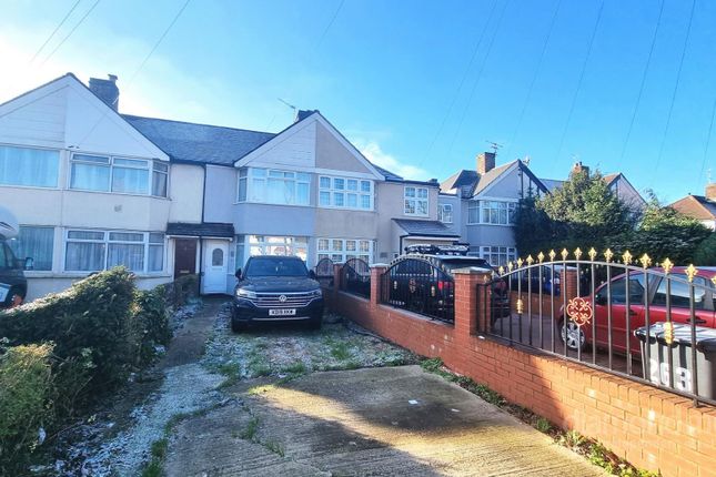 Thumbnail Terraced house to rent in Uxbridge Road, Feltham