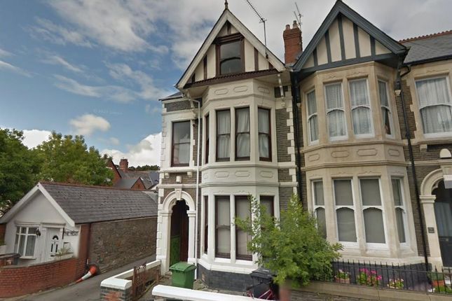 Thumbnail Flat to rent in Pen-Y-Lan Place, Roath, Cardiff