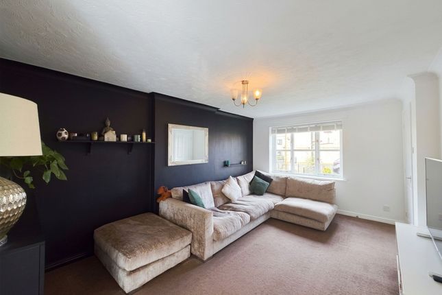 53 Kings Road, Newcastle Upon Tyne photo 2