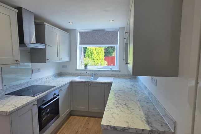 17, Stockport photo 5