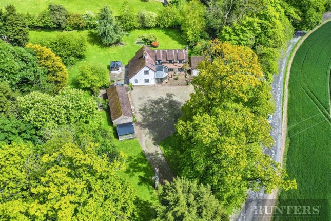 5-bed house on Gardeners Cottage, Bridlington, £525,000
