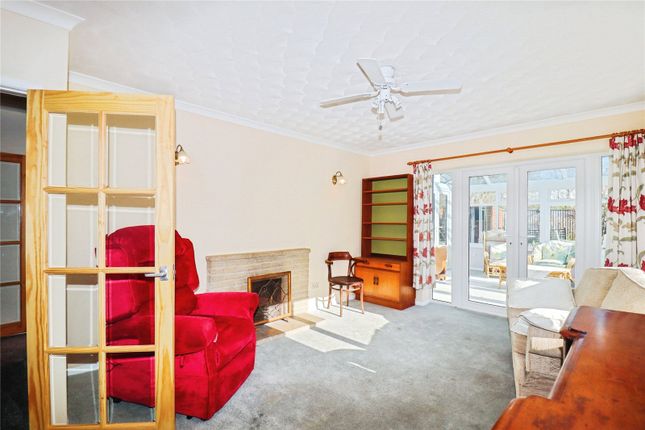 7, Scott Road, Bury St. Edmunds photo 2