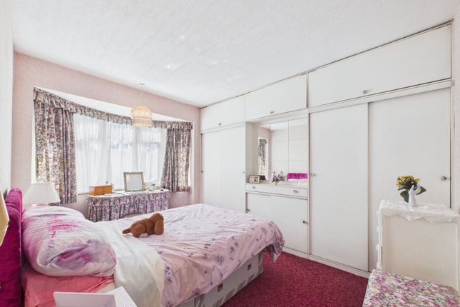 349, Hounslow Road, Feltham photo 4