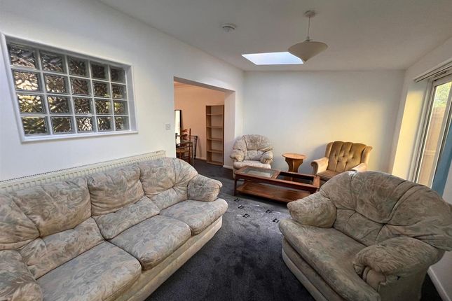 52, Rushmead Close, Canterbury photo 2