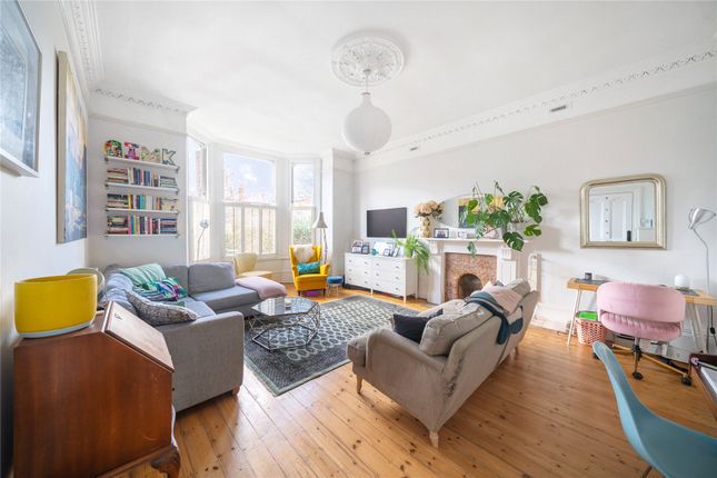 Flat 1, 6, Lancaster Avenue, London photo 3
