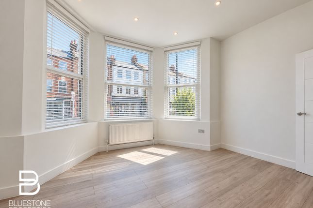 Flat B, 197, Portland Road, Norwood photo 2