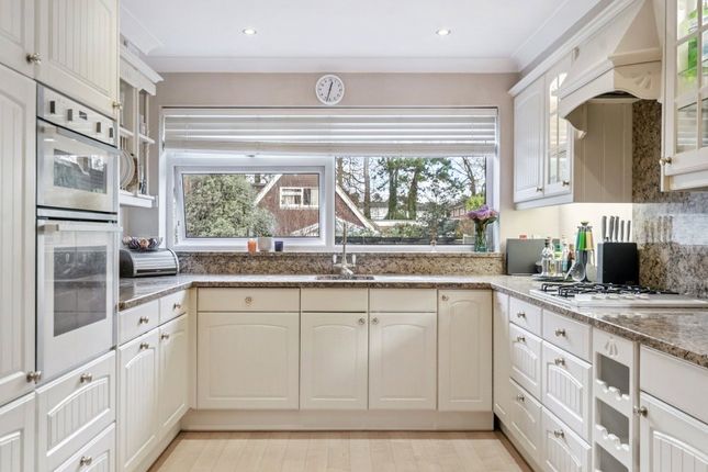 86, Barnards Hill, Marlow photo 3