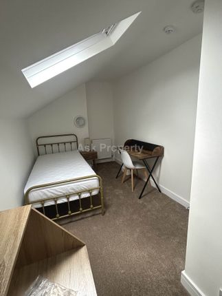 Room 4, Priory Road, Mansfield photo 3