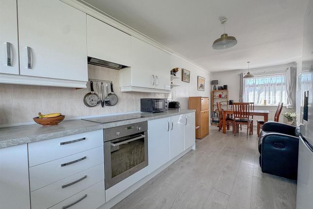 5, Ivybridge, Tavistock Road, Weston-Super-Mare photo 3