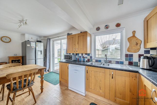 4, Woodridge Close, Hayle photo 4