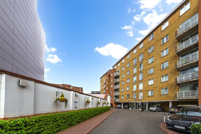 Flat 31,, Regent Court, London photo 3