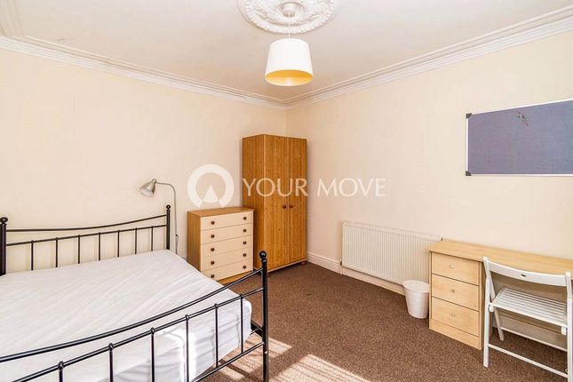 Room to rent in Hampshire Street, Portsmouth, Hampshire PO1