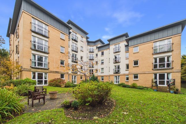 1-bed flat on 2 Roxburgh Park, East Kilbride, £130,000
