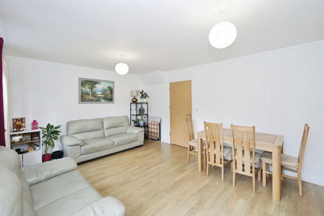 14, Meer Stones Road, Coventry photo 3