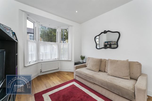 11, Sydney Road, Wanstead photo 2