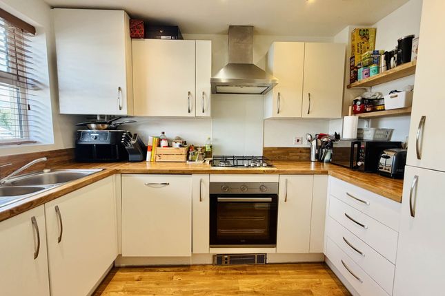 17, Chestnut Drive, Didcot photo 2