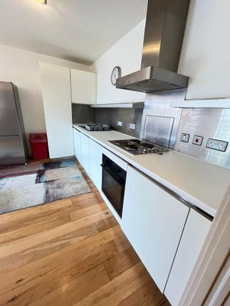 Thumbnail Flat to rent in South Central East, 9 Steedman Street, Elephant &amp; Castle, Southwark, Lambeth, London