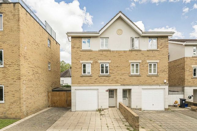 Property for sale in Primrose Place, Isleworth