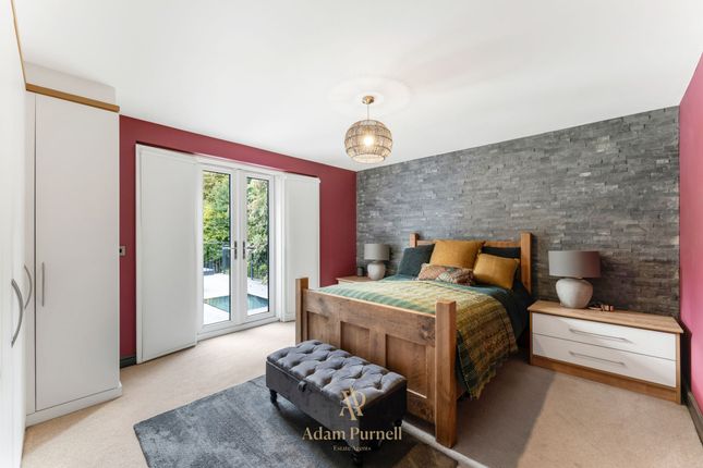 4 Spinney Road, Hinckley photo 5